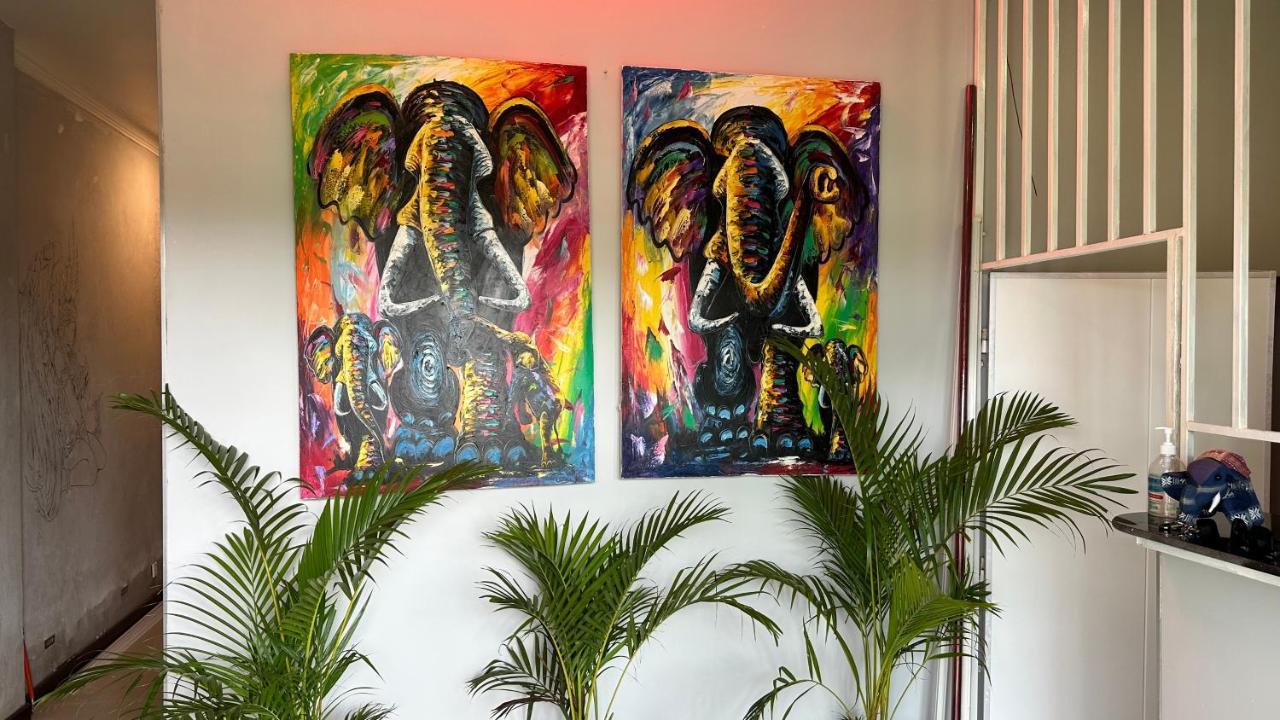 Отель Hawaii Lounge Сиануквиль Экстерьер фото