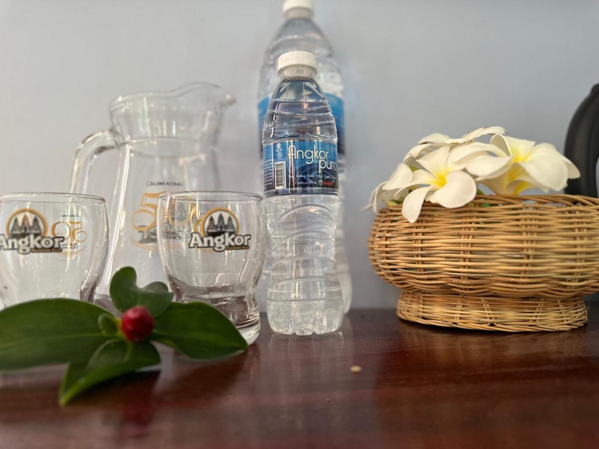 Отель Hawaii Lounge Сиануквиль Экстерьер фото