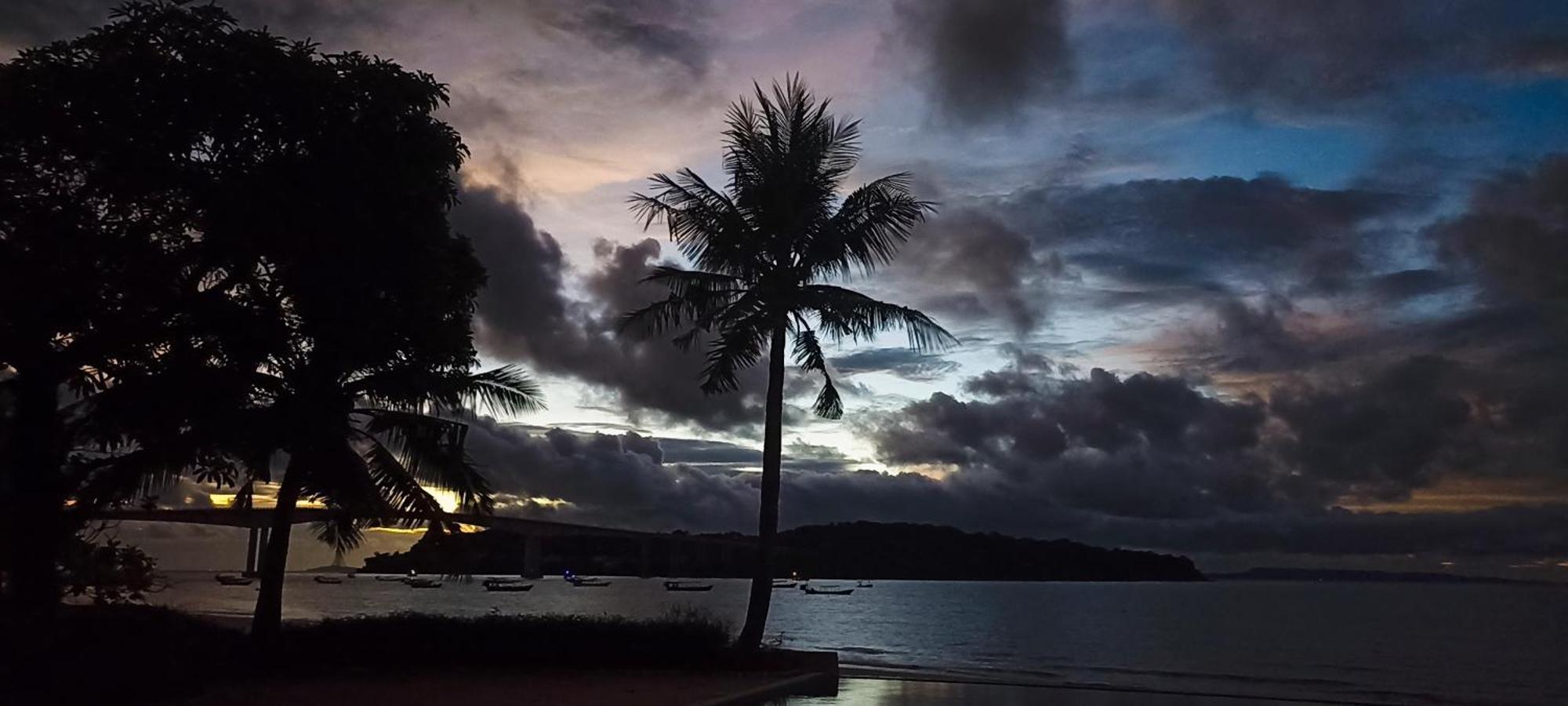 Отель Hawaii Lounge Сиануквиль Экстерьер фото